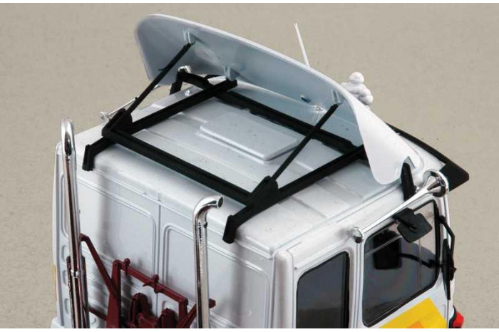 Model Kit truck 0756 - MAN 26.321 FORMEL SIX (1:24)