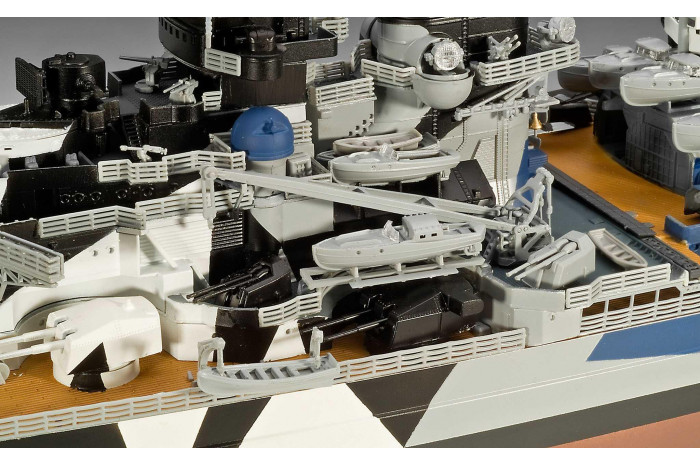 Plastic ModelKit loď 05096 - German Battleship WWII TIRPITZ (1:350)