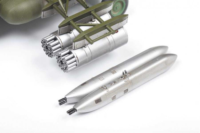 Model Kit vrtulník 4828 - MIL-Mi-8MT (1:48)