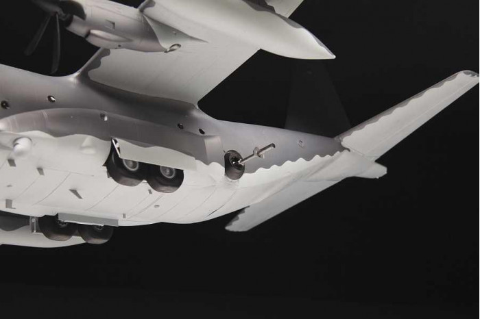 Model Kit letadlo 7326 - AC-130J Gunship Ghostrider (1:72)