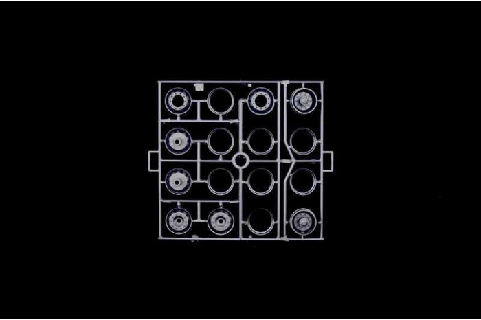 Model Kit truck 3959 - MAN TGX XXL D38 (1:24)