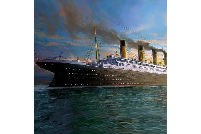 Model Kit loď 14215 - The White Star liner TITANIC MCP (1:400)