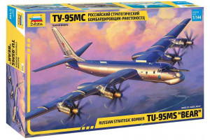 Model kit letadlo 7038 - Tu-95 Soviet turboprop strategic bomber (1:144)