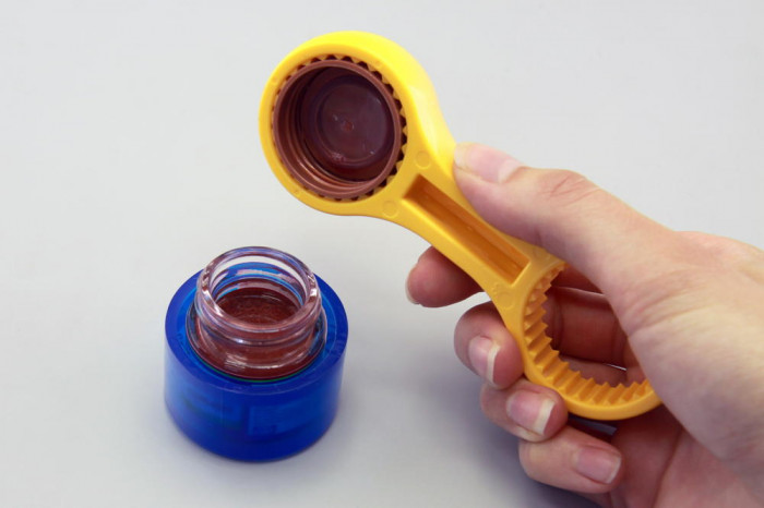 Mr. Cap Opener - otvárač farieb - GT56