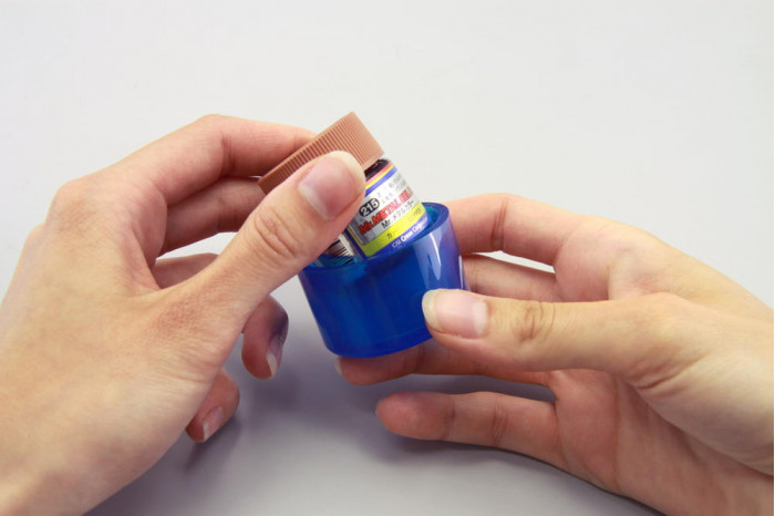 Mr. Cap Opener - otvárač farieb - GT56