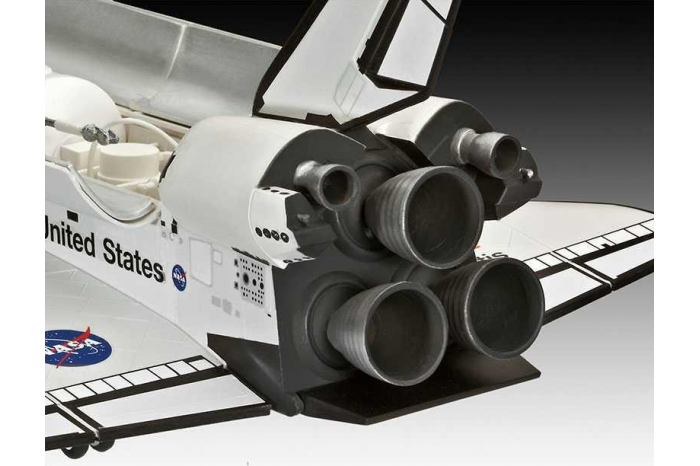 Plastic ModelKit vesmír 04544 - Space Shuttle Atlantis (1:144)
