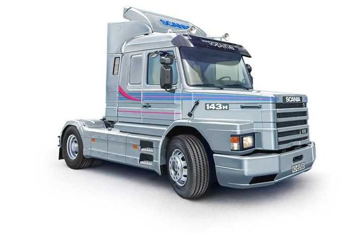 Model Kit truck 0736 - Scania T143 M500 Topline (1:24)