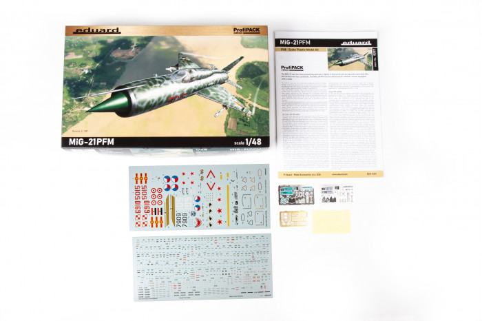 MiG-21PFM (1:48) - 8237