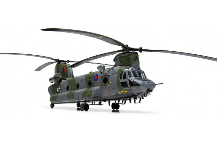 Classic Kit vrtulník A06023 - Boeing Chinook HC.1 (1:72)