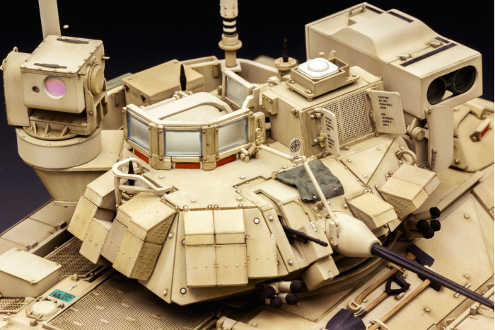 U.S. Cavalry Fighting Vehicle M3A3 Bradley w/BUSK III (1:35) - 006