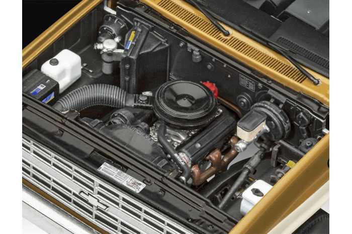 Plastic ModelKit STRANGER THINGS auto 07724 - 1985 Chevrolet K5 Blazer (1:25)