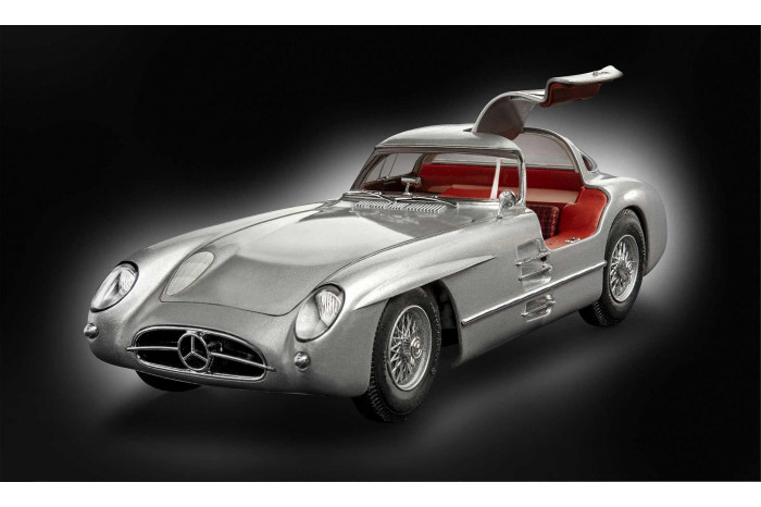 Gift-Set auto 05633 - Mercedes-Benz 300 SLR (70th Anniversary) (1:24)