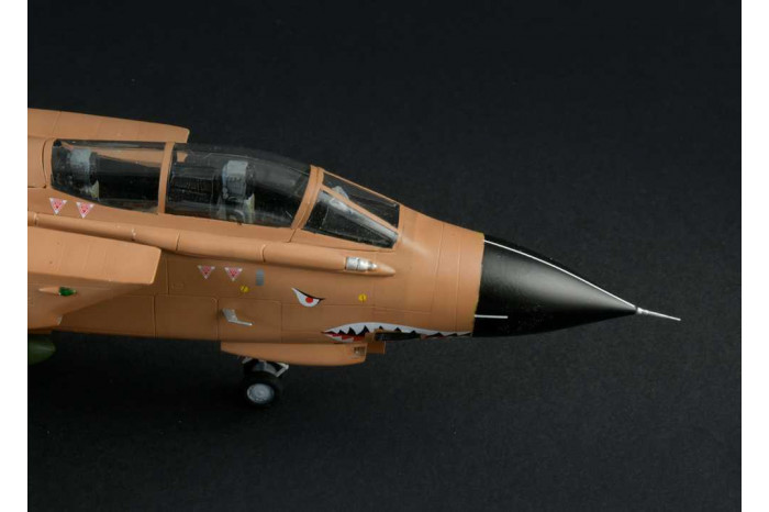 Model Kit War Thunder letadlo 35107 - Tornado GR.1/IDS (1:48)