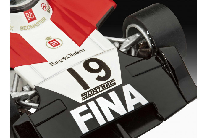 Plastic ModelKit auto 07739 - Surtees TS16/03 (1:32)