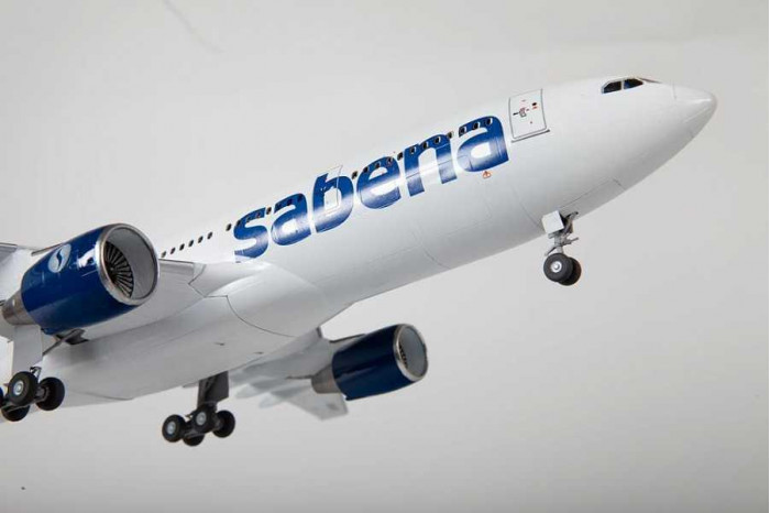 Model Kit letadlo 7047 - Airbus A330-200 (1:144)