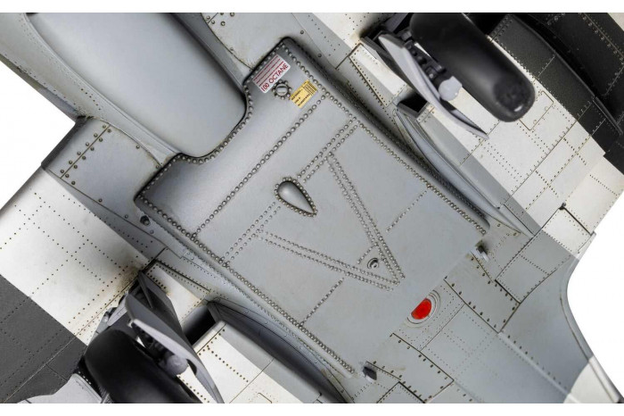 Classic Kit letadlo A17001A - Supermarine Spitfire Mk.IXc - Flying Dray (1:24)