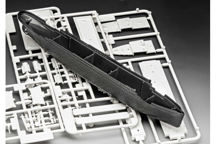 Starter Kit loď 75804 - R.M.S. Titanic (1:1200)