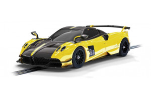 Autíčko Super Resistant SCALEXTRIC C4212 - Pagani Huayra BC Roadster - Yellow (1:32)