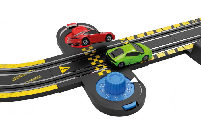 Autodráha MICRO SCALEXTRIC G1178M - Super Speed Race Set - Lamborghini vs Porsche (Battery Powered) (1:64)