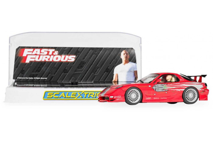 Autíčko Film & TV SCALEXTRIC C4592 - The Fast And The Furious - Mazda RX7 - Dom Turetto (1:32)