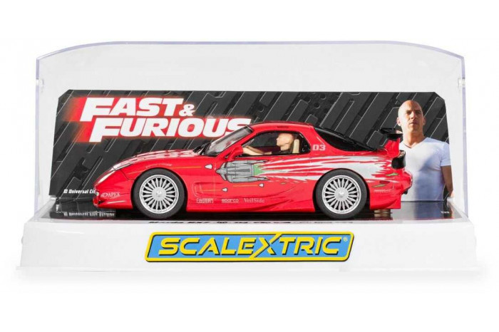 Autíčko Film & TV SCALEXTRIC C4592 - The Fast And The Furious - Mazda RX7 - Dom Turetto (1:32)