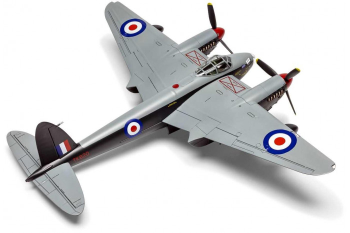 Classic Kit letadlo A04070 - de Havilland Mosquito B.XVI/B.35/TT.35 (1:72)