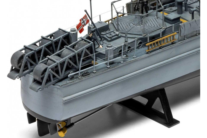 Classic Kit VINTAGE loď A10280V - German E-Boat (1:72)