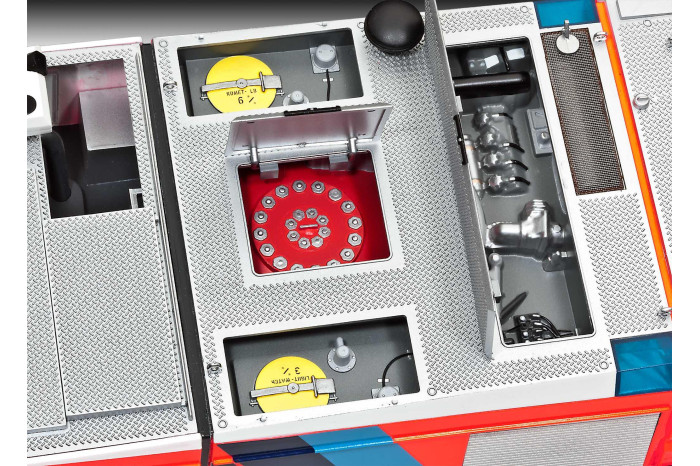 Plastic ModelKit auto 07747 - GFLF Simba 8x8 (1:24)