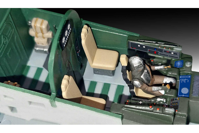 Plastic ModelKit SW 06747 - The Mandalorian: Razor Crest (1:72)