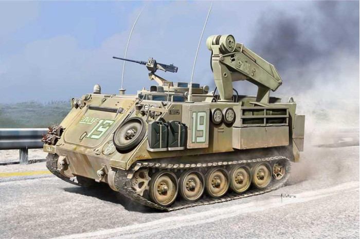 Model Kit military 13568 - M113 FITTER ARV (1:35)