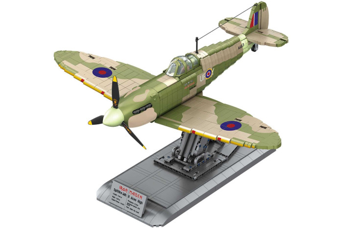 Brick System REVELL 00962 - Iron Maiden Spitfire MK.II Aces High (1:18)