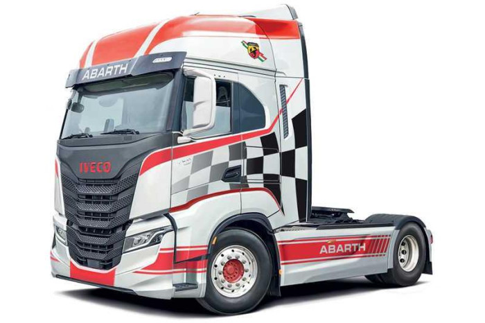 Model Kit truck 3976 - Iveco S-Way Abarth (Show Truck) (1:24)