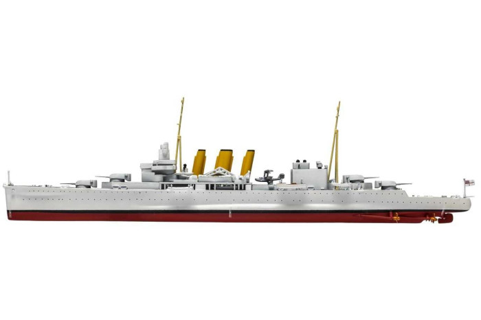 Classic Kit VINTAGE loď A03203V - HMS Suffolk (1:600)
