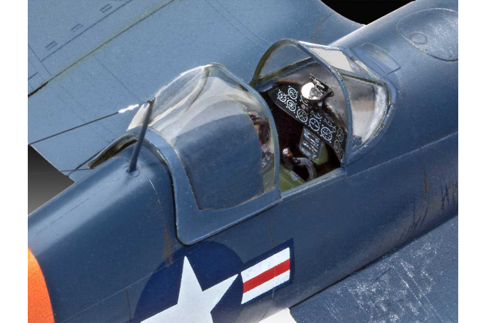 Plastic ModelKit letadlo 03955 - F4U-4 Corsair (1:72)