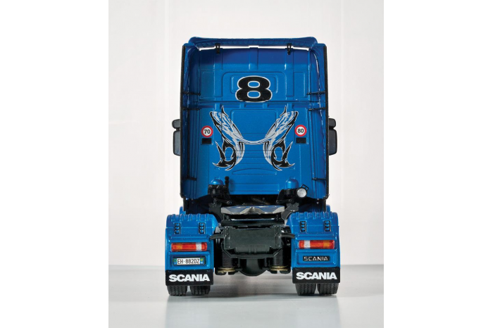 Model Kit truck 3873 - SCANIA R620 "BLUE SHARK" (1:24)