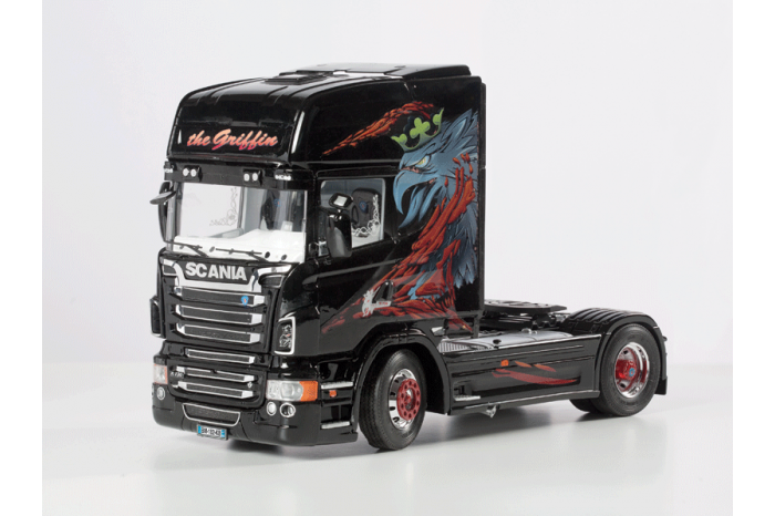 Model Kit truck 3879 - SCANIA R730 THE GRIFFIN (1:24)