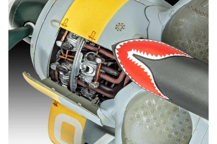 Plastic ModelKit letadlo 04869 - Focke Wulf Fw190 F-8 (1:32)