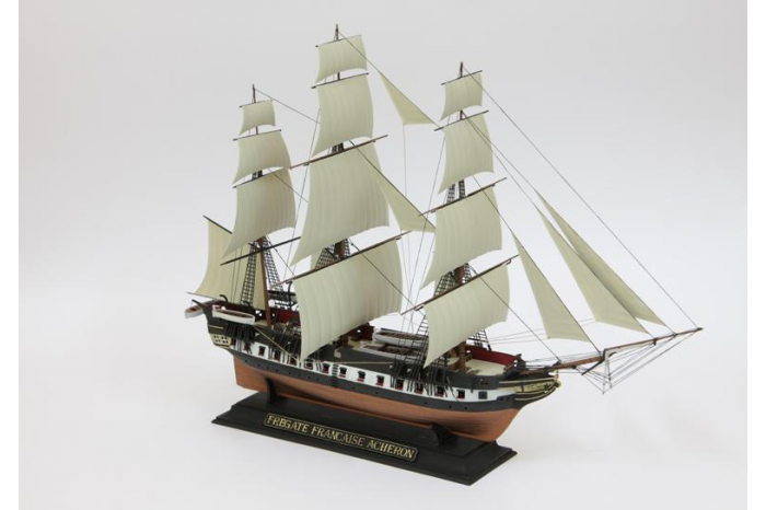 Model Kit loď 9034 - French Frigate "Acheron" (1:200)