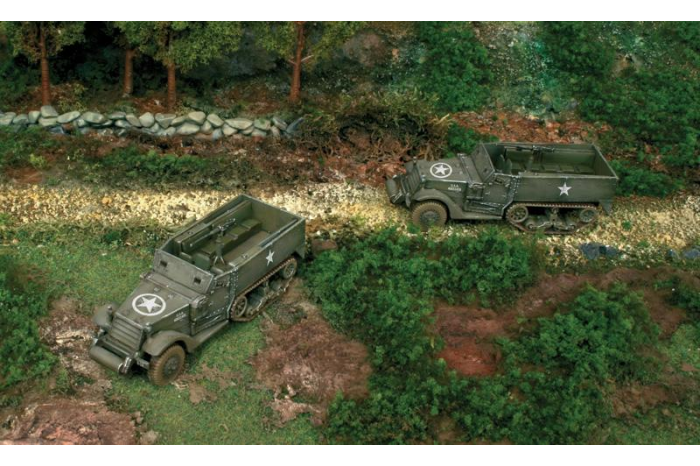 Fast Assembly military 7509 - M3A1 HALF TRACK (1:72)