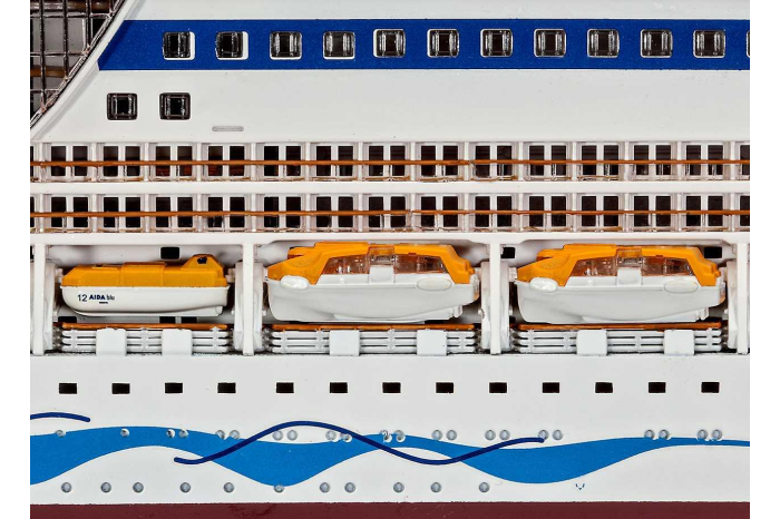 Plastic ModelKit loď 05230 - AIDAblu, sol, mar, stella (1:400)