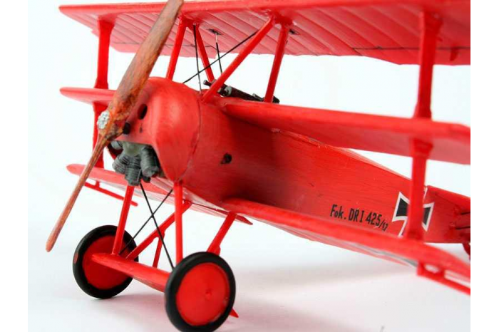Plastic ModelKit letadlo 04116 - 'Fokker DR. 1 Triplane (1:72)