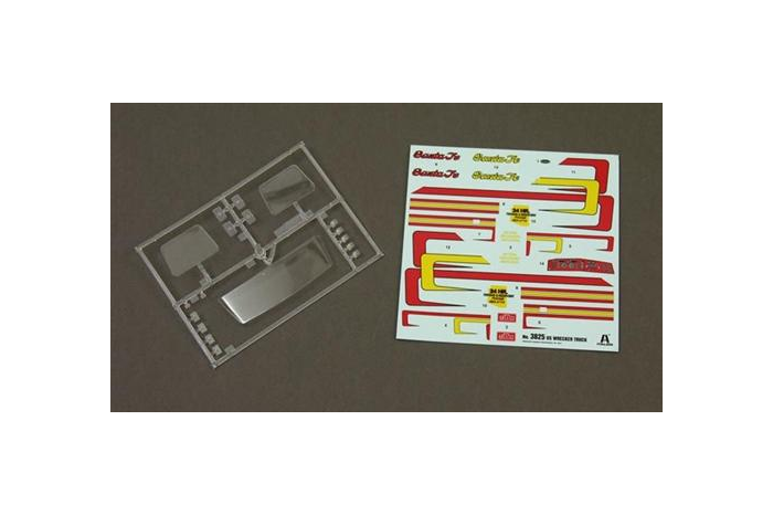 Model Kit truck 3825 - US WRECKER TRUCK (1:24)