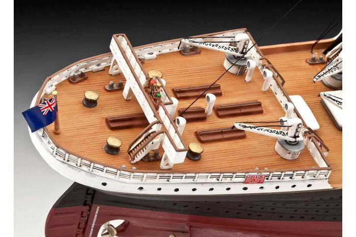 Gift-Set 05715 - R.M.S. Titanic - 100th anniversary edition (1:400)