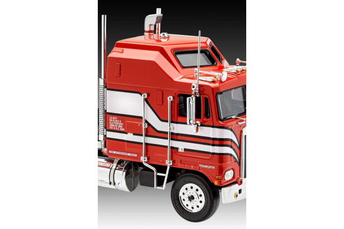 Plastic ModelKit auto 07671 - Kenworth Aerodyne (1:32)